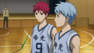 黒子が帝光の一員として初登場 - Kuroko's first appearance as a member of Teiko