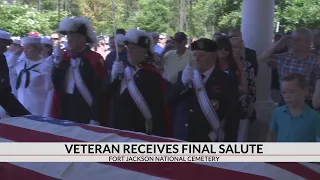 Hundreds deliver final salute to unclaimed veteran