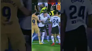 Fight Valencia vs Barcelona