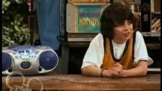 Hannah Montana - S2E13 - Rico Likes The Music Of Mikayla!