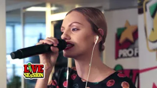 Alexandra Stan - "Santa baby" | ProFM Christimas LIVE Session