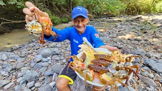 fishing and cooking crab soup in a nice place