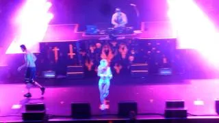 Die Antwoord - Baby's On Fire/ I Fink U Freeky live @ Fox Theater  Oakland - September 25, 2014