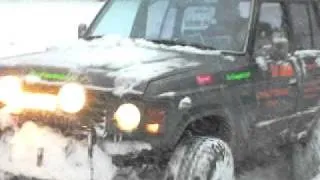 Toyota Landcruiser HJ60 in winter action