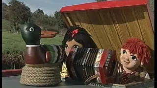 Rosie & Jim - 03x20: Morris Dancing (Pat Hutchins | 1995)