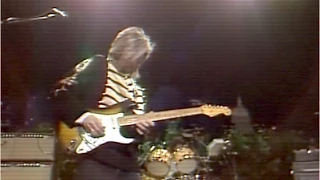 Eric Johnson Lesson:  Rolling Threes (Cascade, Chapter 12)