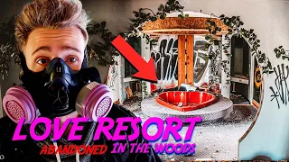 Exploring Abandoned Honeymoon Resort Hotel | A Couples Get-Away