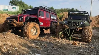 Traxxas TRX-4 LandRover Defender VS Rubicon JK - Mud Trail