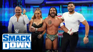 Elektra Lopez debuts by helping Santos Escobar defeat Carlito: SmackDown highlights, Jan. 26, 2024