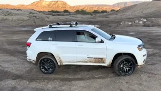 Grand Cherokee High Altitude Pushed to its Limit | Hungry Valley 4x4 Mud Activity Center