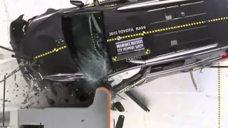 2013 Toyota RAV4 small overlap IIHS crash test