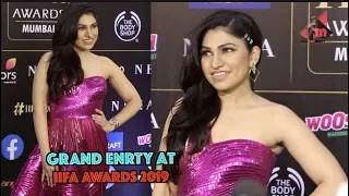 Tulsi Kumar GRAND ENTRY At IIFA Awards 2019