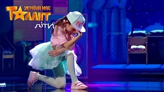 New bright dance by young girl - Ukraine Got Talent 2017 | The First Semifinal