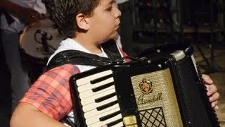 Sucesso: Conheça o menino de 11 anos que toca sanfona na cidade de Sousa