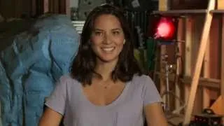 Deliver Us from Evil: Olivia Munn "Jennifer Sarchie" Behind the Scenes Movie Interview | ScreenSlam