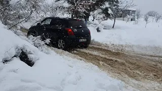 Suzuki Swift 4x4 kar performansı