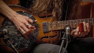 HAUNTING BLUES MUSIC - "Under Your Spell"