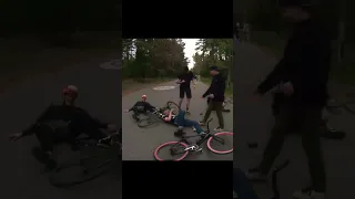 EPIC BICYCLE CRASH #fixedgear #fail #cycling #race #crash