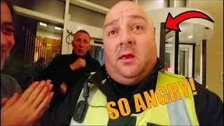 SECURITY & POLICE ESCAPE *FAN SAVED US IN HIS CAR*