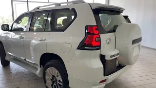 2022 Toyota Land Cruiser Prado TXL V6 Diesel Engine Full Option Black & White