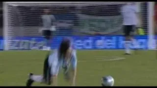 Crazy Messi skills vs Peru *****