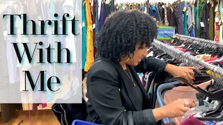 Thrift With Me | 5 Thrifting Tips For Full Figured Women