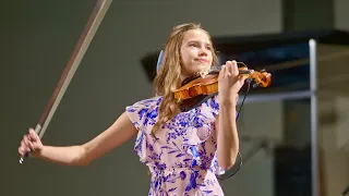 Amazing Performance of 15 Year Old Karolina Protsenko