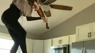 Lindsey Stirling home practice 2020