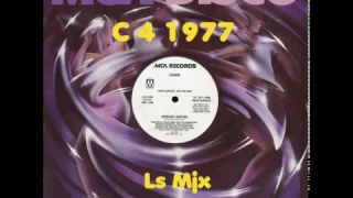 C 4 1977