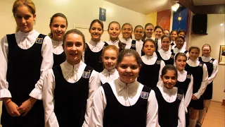 " A PAZ " - Meninas Cantoras de Petrópolis