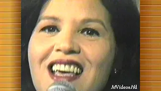 Sula Mazurega  canta "Pássaro livre" no Programa Katia Mara entre Amigos (2003) INÉDITO