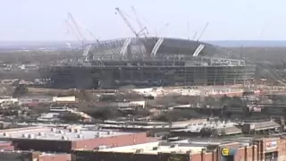 The Cowboys Stadium in three minutes via Time lapse