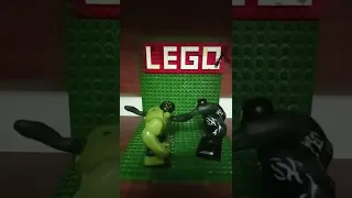 Лего Веном против халка