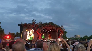 Celine Dion - To Love You More (Live @ British Summer Time Festival, Hyde Park)