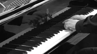 J.S.Bach. Prelude and fugue in B flat minor, WTC, vol.1 - Mikhail Kollontay (piano)