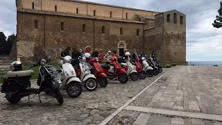 Abruzzo by vespa