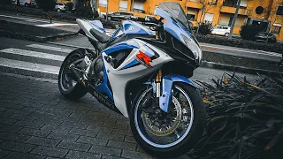 Primeiras impressões de uma GSXR 600 K7 - Só o cano 🔥 (35kw mas deslimitada)