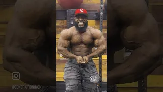 Akim Williams reveals physique ahead of Arnold Classic 2024