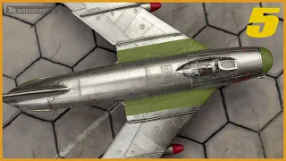 A fight 'till the end 🤬 -  1/72 MiG-17 PF - Pt.5 - AZ models