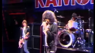 Ramones - I Wanna Be Sedated / The KKK Took My Baby Away, live, Tomorrow Show (HQ!)