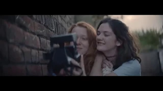 taylor swift - it's nice to have a friend (music video)