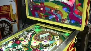 #335 Stern HOT HAND Pinball Machine with BIG Spinning "flipper" at the top!    TNT Amusements