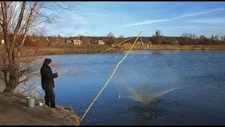 Рыбалка на паук   (подъёмник)  в малой реке.