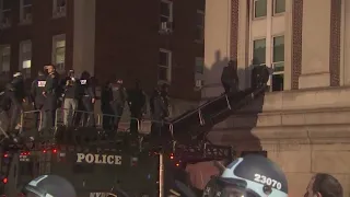 Police clear pro-Palestinian protesters from Columbia University’s Hamilton Hall after occupation