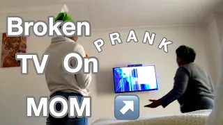 Broken TV PRANK on my mom||Tisetso Tjie|South African Youtuber