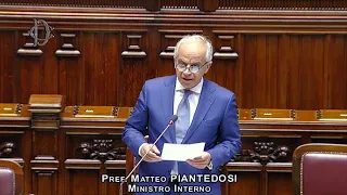 Il ministro Piantedosi al question time alla Camera dei Deputati