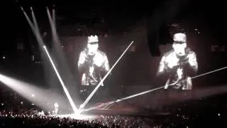 Kanye West & Jay-Z - "Ni**az in Paris" (twice in a row)(Live at IZOD Center)