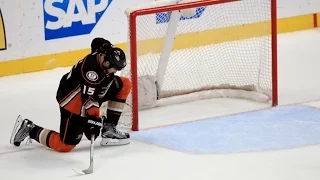 10 Minutes Of Bad NHL Turnovers
