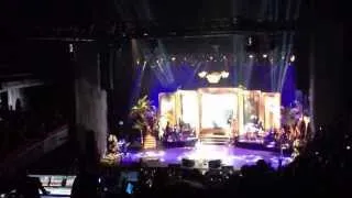 Lana Del Rey - "Video Games" at L'Olympia, Paris, 27.04.2013