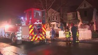 Firefighter injured while battling Columbus house fire